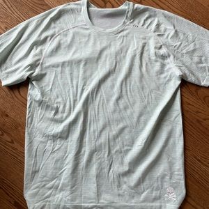 Lululemon Men’s T-Shirt XL